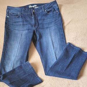 Wrangler straight leg jeans